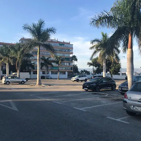 Apartamento Estudio Loft En El Centro Para 3 O 4 Personas Cama Doble Y Sofa Cama Check In A Partir De Las 15 Y 30 Min Pm Y Check Out Hasta Las 11 Y 30 Pm Con Wifi Normalmente No Se Puede Adelantar El Check In Apartment *