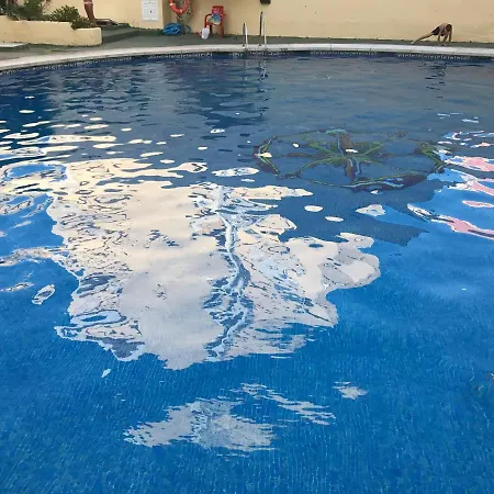 Apartamento Estudio Loft En El Centro Para 3 O 4 Personas Cama Doble Y Sofa Cama Check In A Partir De Las 15 Y 30 Min Pm Y Check Out Hasta Las 11 Y 30 Pm Con Wifi Normalmente No Se Puede Adelantar El Check In Torremolinos