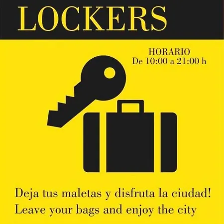 Apartamento Estudio Loft En El Centro Para 3 O 4 Personas Cama Doble Y Sofa Cama Check In A Partir De Las 15 Y 30 Min Pm Y Check Out Hasta Las 11 Y 30 Pm Con Wifi Normalmente No Se Puede Adelantar El Check In Apartment Torremolinos