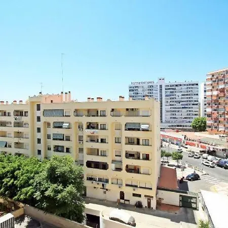 Apartment Apartamento Estudio Loft En El Centro Para 3 O 4 Personas Cama Doble Y Sofa Cama Check In A Partir De Las 15 Y 30 Min Pm Y Check Out Hasta Las 11 Y 30 Pm Con Wifi Normalmente No Se Puede Adelantar El Check In Torremolinos