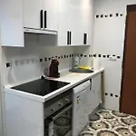 公寓 Estudio Loft En El Centro 4 Personas Cama Doble Y Sofa Nuevo De Cama Doble Check In A Partir De 15 Pm O Antes Si Estuviera Libre Con Wifi Grandes Ventanales *