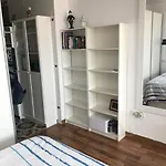 Estudio Loft En El Centro 4 Personas Cama Doble Y Sofa Nuevo De Cama Doble Check In A Partir De 15 Pm O Antes Si Estuviera Libre Con Wifi Grandes Ventanales * 托雷莫利诺斯