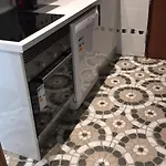 Estudio Loft En El Centro 4 Personas Cama Doble Y Sofa Nuevo De Cama Doble Check In A Partir De 15 Pm O Antes Si Estuviera Libre Con Wifi Grandes Ventanales * 托雷莫利诺斯