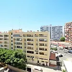 公寓 Estudio Loft En El Centro 4 Personas Cama Doble Y Sofa Nuevo De Cama Doble Check In A Partir De 15 Pm O Antes Si Estuviera Libre Con Wifi Grandes Ventanales 托雷莫利诺斯