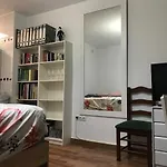 Estudio Loft En El Centro 4 Personas Cama Doble Y Sofa Nuevo De Cama Doble Check In A Partir De 15 Pm O Antes Si Estuviera Libre Con Wifi Grandes Ventanales 托雷莫利诺斯