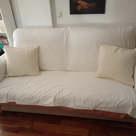 Estudio Loft En El Centro 4 Personas Cama Doble Y Sofa Nuevo De Cama Doble Check In A Partir De 15 Pm O Antes Si Estuviera Libre Con Wifi Grandes Ventanales 托雷莫利诺斯